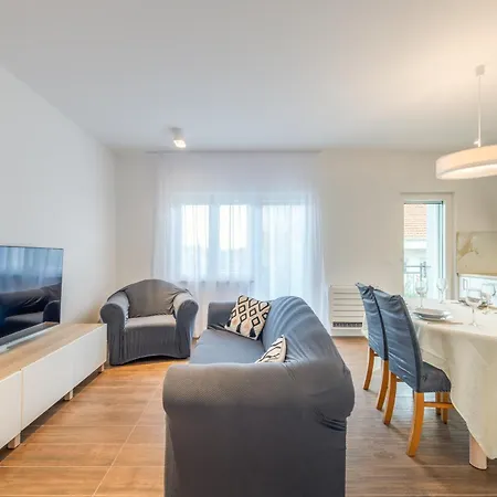 Apartamento In *