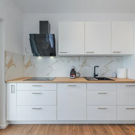 Centrally Located Apartments, Free Parking Appartement *