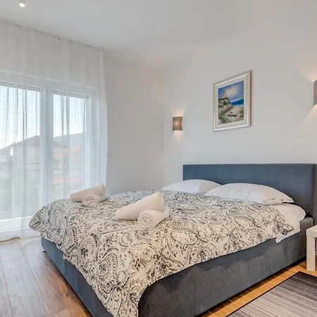 Appartement Centrally Located Apartments, Free Parking *