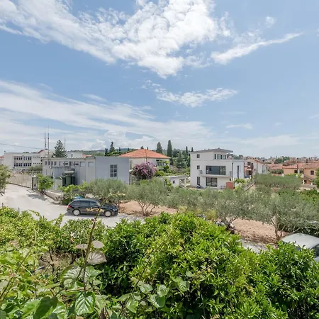 Appartement Centrally Located Apartments, Free Parking